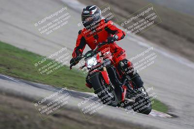 media/Nov-29-2025-TrackDaz (Sat) [[10ae2d9bce]]/B Group/Session 3 (Outside Grapevine)/